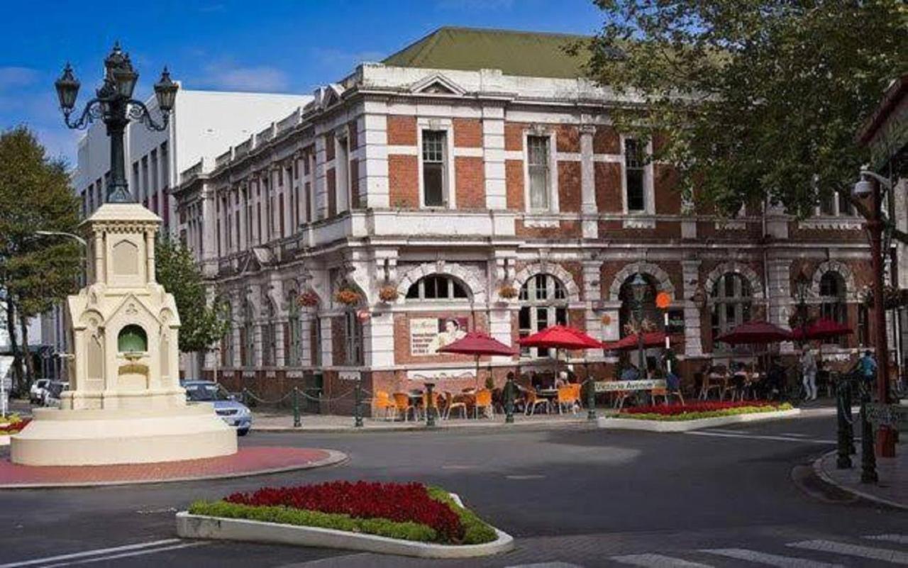 Le Riva Bed And Breakfast By The Beach Whanganui Exterior photo